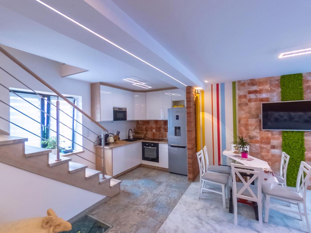 Huzar Apartment